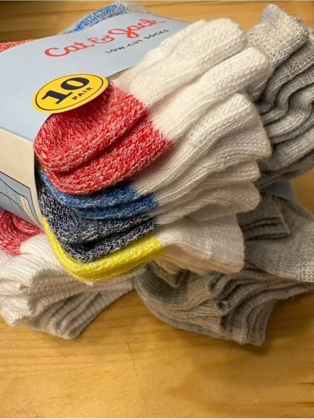 Cat & Jack kid’s Low-Cut Socks - Red, Gray & Blue Accents (10 Pack X 2)